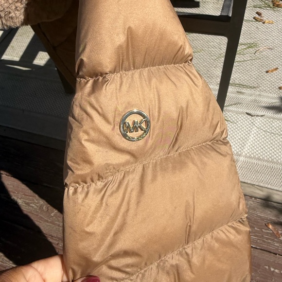 Michael Kors Women's Brown Puffer Jacket with Faux Fur Collar - Picture 8 of 11